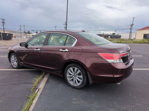 Used 2011 Honda Accord EX-L image 4