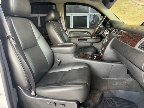 Used 2012 GMC Sierra 2500 Denali AWD/4WD image 21