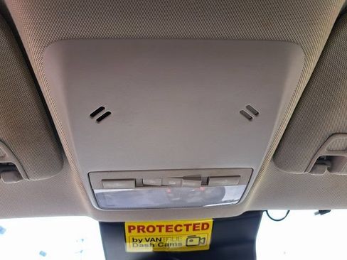 Used 2021 Buick Encore Preferred w/ Safety Package II FWD image 17
