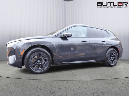 Certified 2026 BMW iX xDrive45 image 43