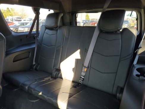 Used 2015 Cadillac Escalade ESV Platinum image 35