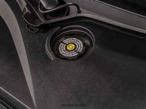 Used 2020 Chevrolet Corvette Stingray Premium Cpe w/ 3LT Preferred Equipment Group image 94