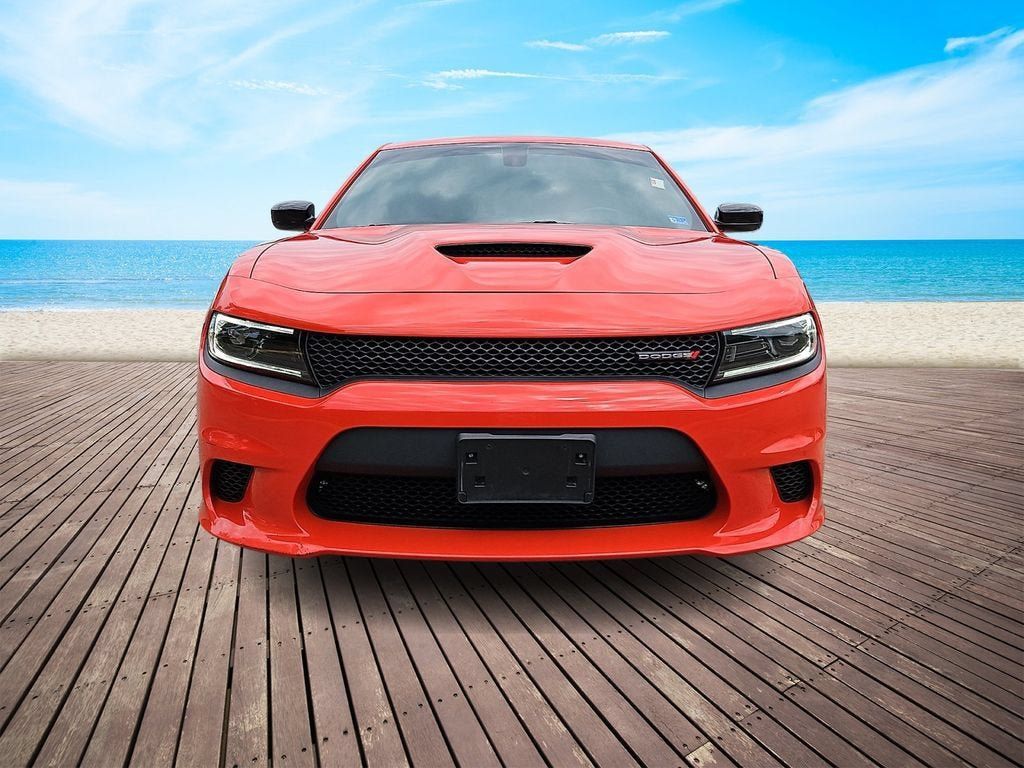 Used 2023 Dodge Charger R/T RWD image 2
