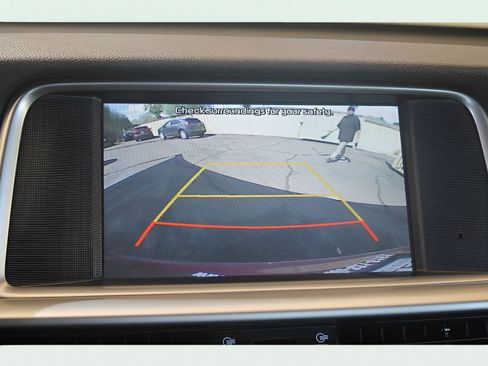 Used 2019 Kia Optima S image 19