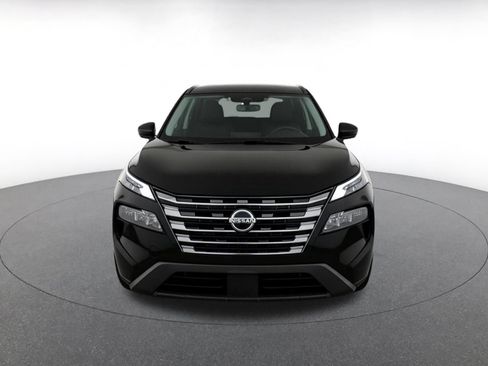 Used 2025 Nissan Rogue SV FWD image 2