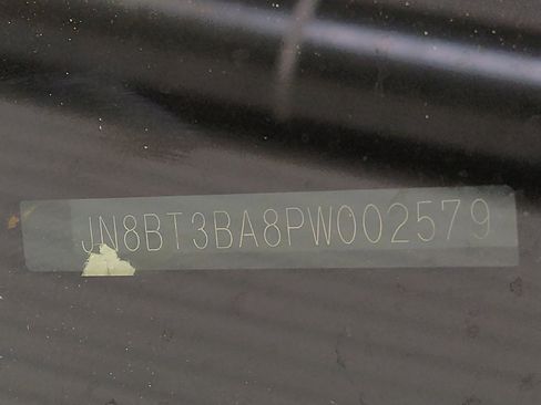 Used 2023 Nissan Rogue SV image 33