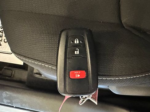 Used 2022 Toyota Corolla SE FWD image 17