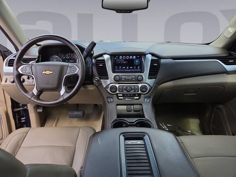 Used 2017 Chevrolet Suburban LT AWD/4WD image 12