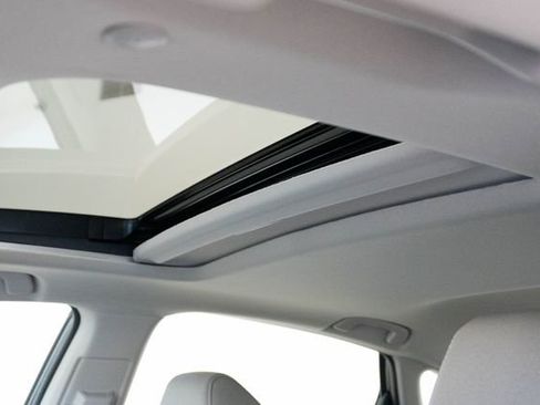 Used 2024 Honda Accord EX image 4