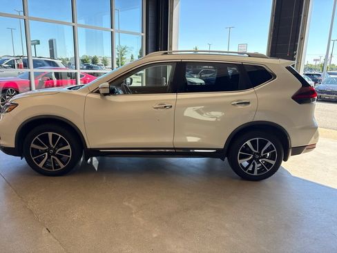 Used 2018 Nissan Rogue SL AWD/4WD image 4