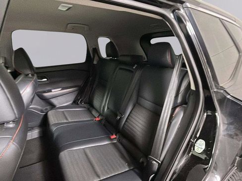 Used 2025 Nissan Rogue SV AWD/4WD image 24