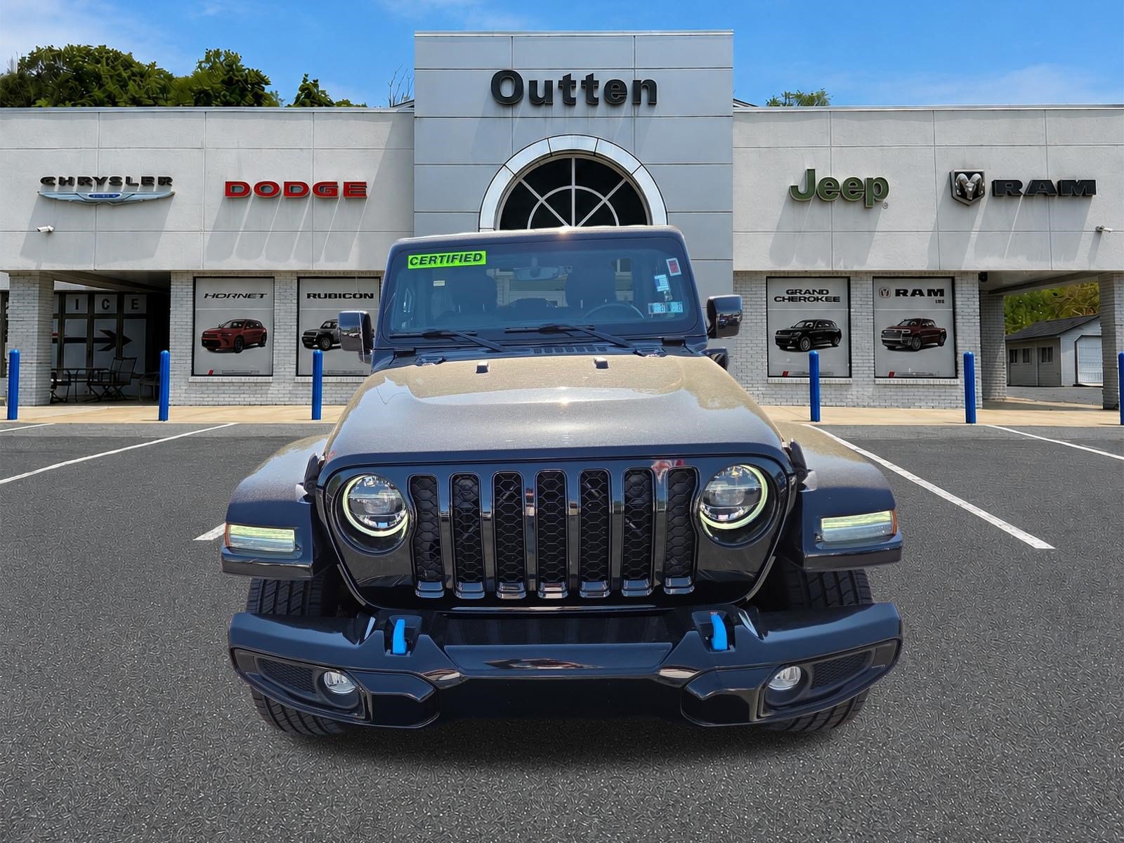 Certified 2021 Jeep Wrangler Unlimited Sahara AWD/4WD image 9