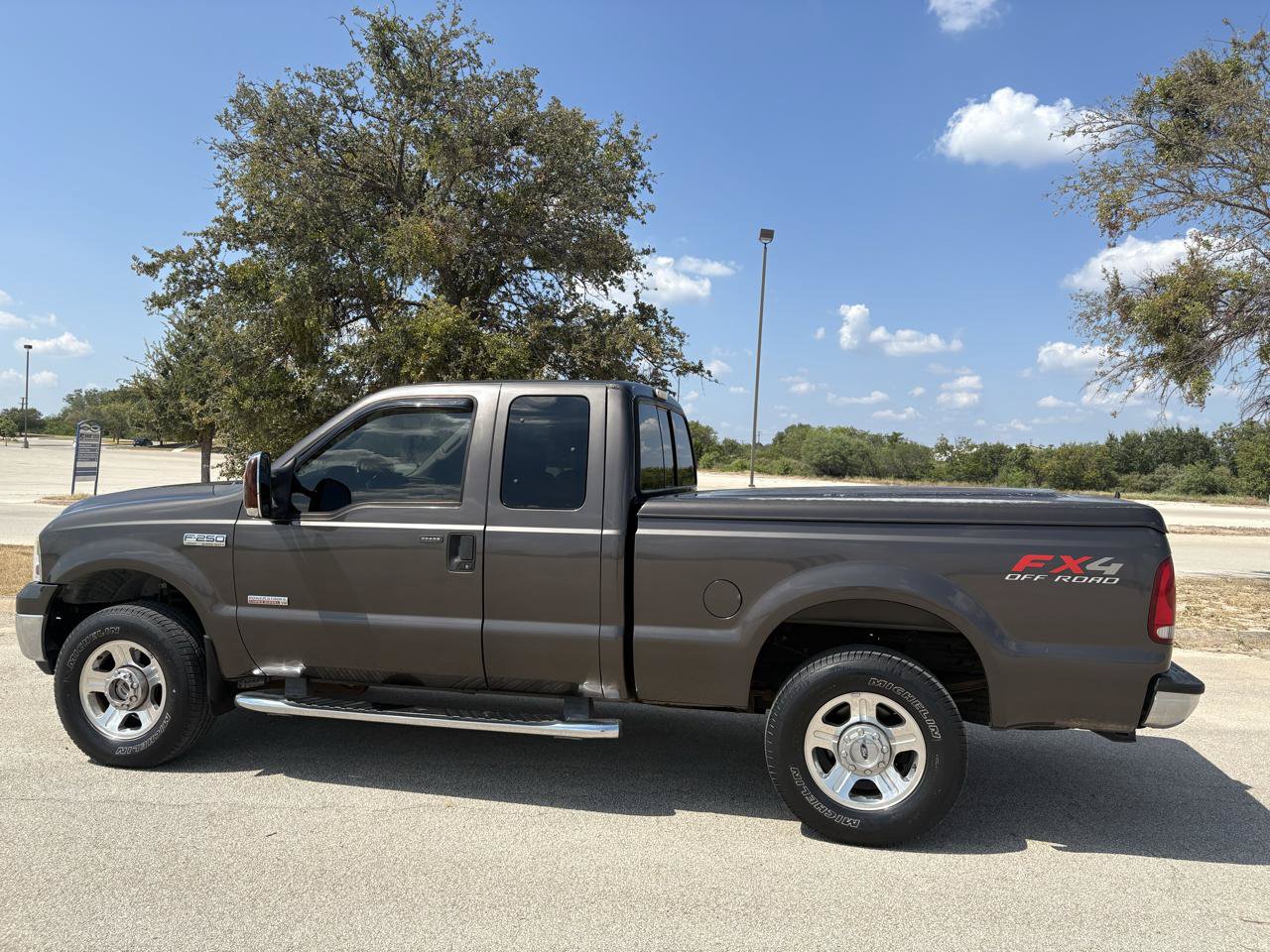 Used 2006 Ford F250 Lariat AWD/4WD image 18