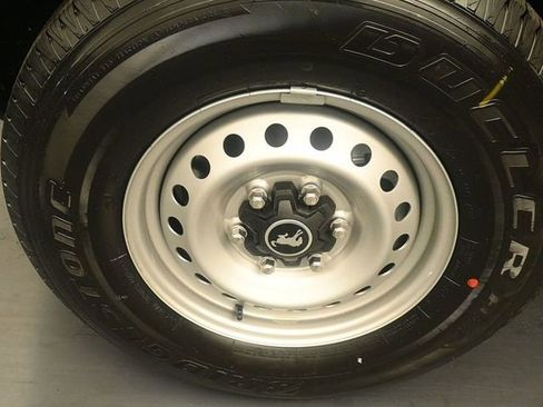 New 2026 Ford Bronco Base image 15