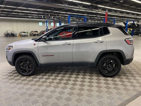 Used 2023 Jeep Compass Trailhawk AWD/4WD image 5