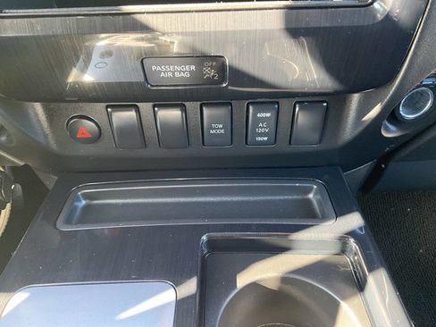 Used 2013 Nissan Titan SV w/ SV Premium Utility Pkg image 36