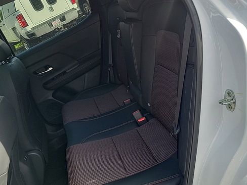 New 2025 Nissan Kicks SR w/ SR Premium Package image 25