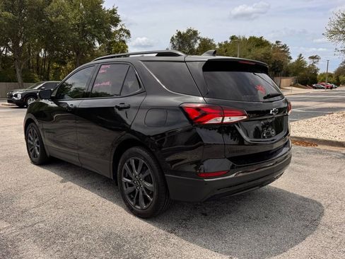 Used 2022 Chevrolet Equinox RS w/ RS Leather Package image 4