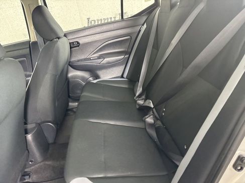 Used 2025 Nissan Versa S image 18