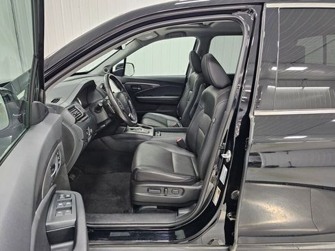 Used 2022 Honda Ridgeline RTL-E image 2