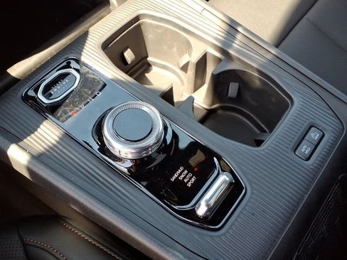 New 2026 Jeep Cherokee Limited AWD/4WD image 17