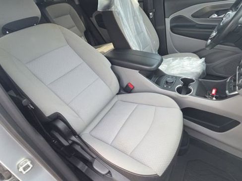 Used 2022 GMC Terrain SLE w/ Driver Convenience Package image 27