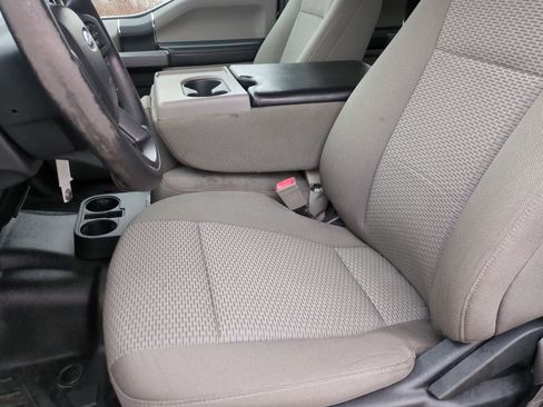 Used 2019 Ford F150 XLT image 16