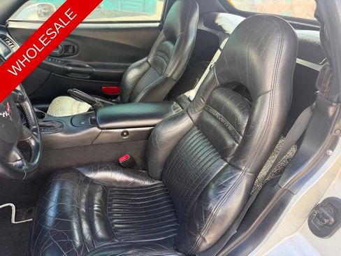 Used 1998 Chevrolet Corvette Convertible w/ Memory Pkg RWD image 9
