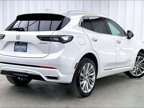 Certified 2024 Buick Envision Avenir image 12