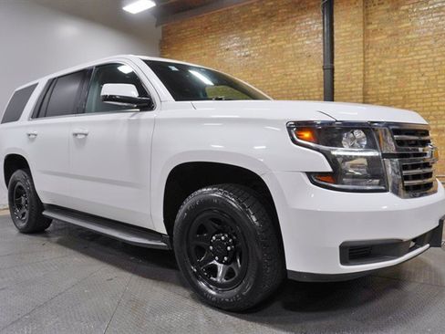 Used 2020 Chevrolet Tahoe 4WD w/ Remote Keyless Entry Package image 6