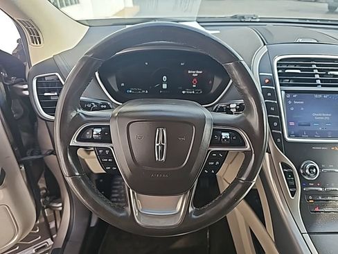 Used 2020 Lincoln Nautilus Premier w/ Equipment Group 101A image 13