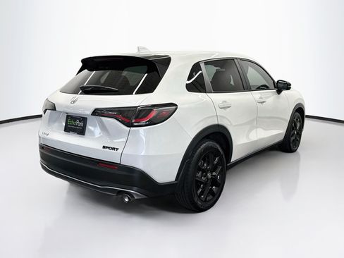 Used 2024 Honda HR-V Sport image 9