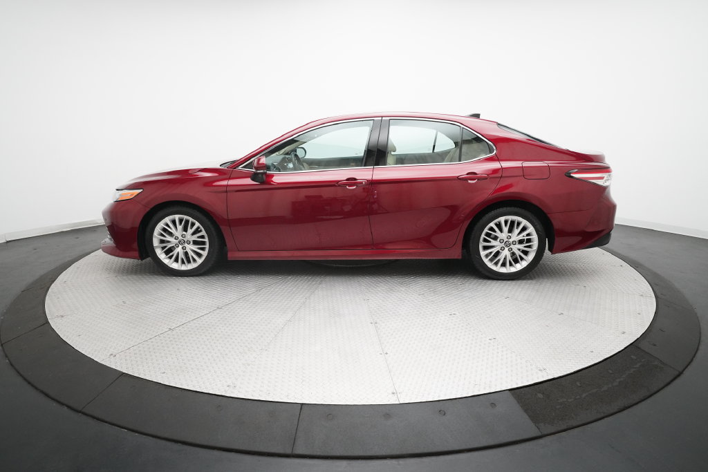 Used 2018 Toyota Camry XLE w/ Audio Package FWD image 23