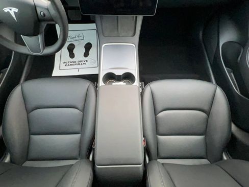 Used 2023 Tesla Model 3 Standard Range image 20