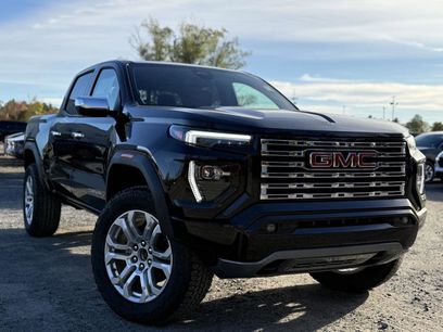 New 2026 GMC Canyon Denali w/ LPO, Denali Black Edition
