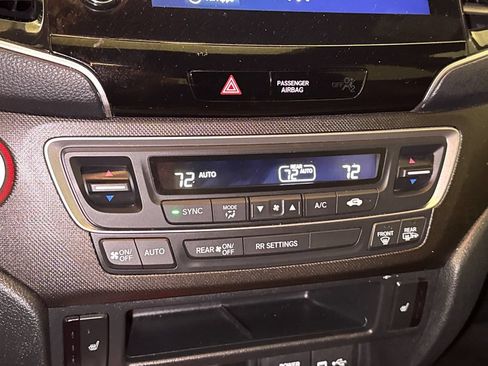 Used 2023 Honda Passport TrailSport image 28