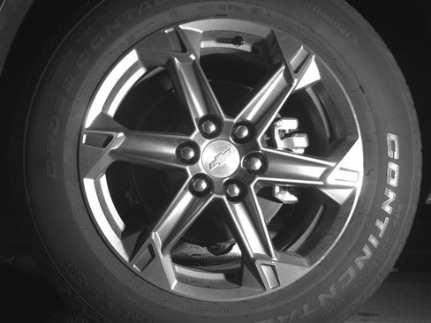 Used 2025 Chevrolet Blazer LT FWD image 14