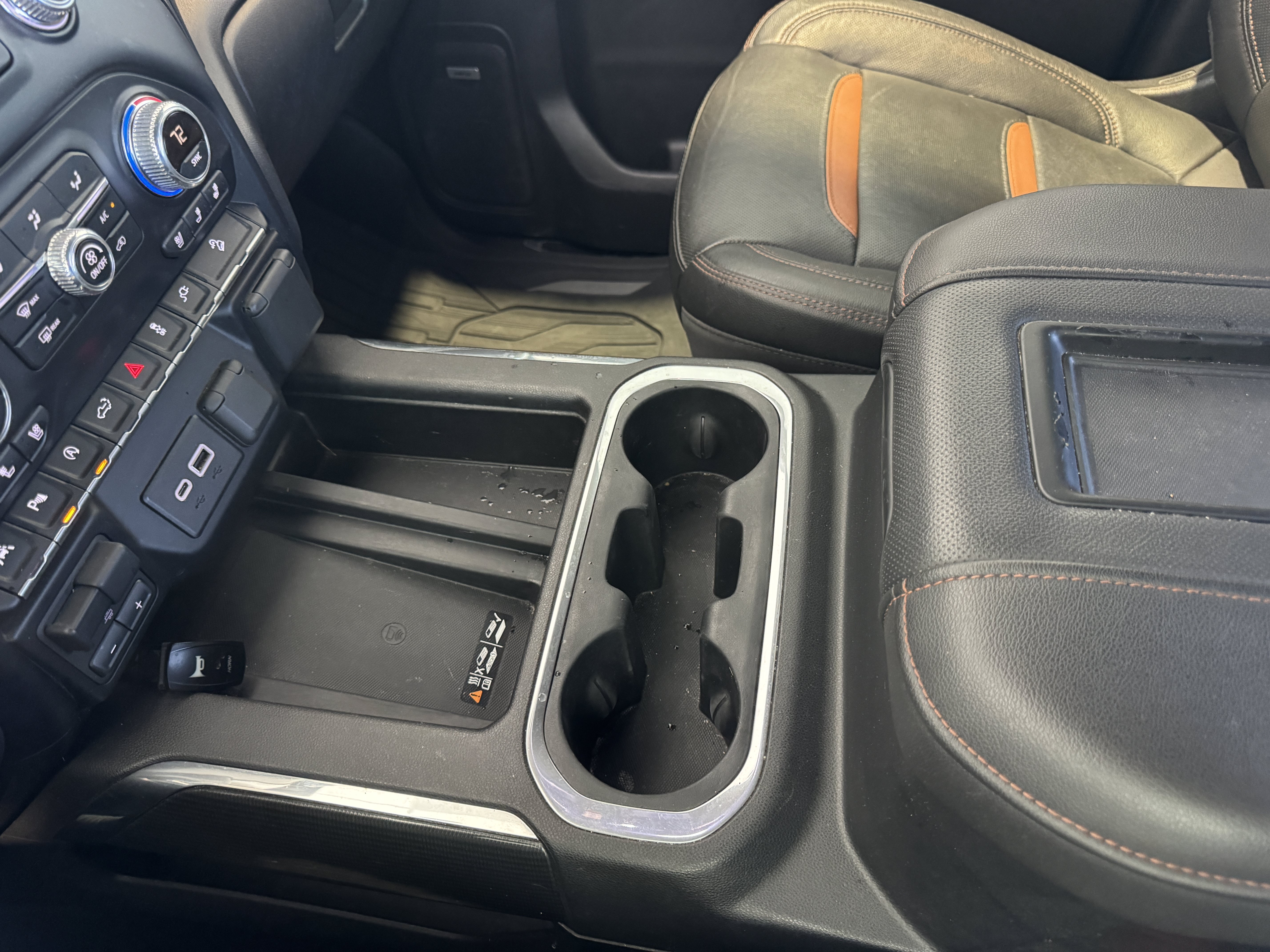 Used 2019 GMC Sierra 1500 AT4 w/ Technology Package AWD/4WD image 14
