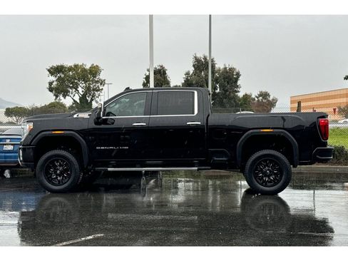 Used 2021 GMC Sierra 3500 Denali w/ Denali Ultimate Package image 7