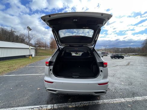 Used 2024 Mitsubishi Outlander SE image 16