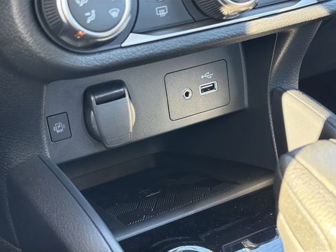 New 2025 Nissan Versa SV w/ Trunk Package image 26