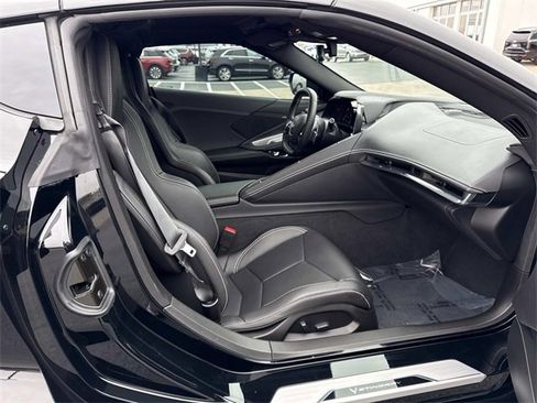 Used 2020 Chevrolet Corvette Stingray Coupe w/ Z51 Performance Package image 16