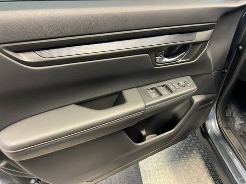 Used 2023 Honda CR-V Sport image 7
