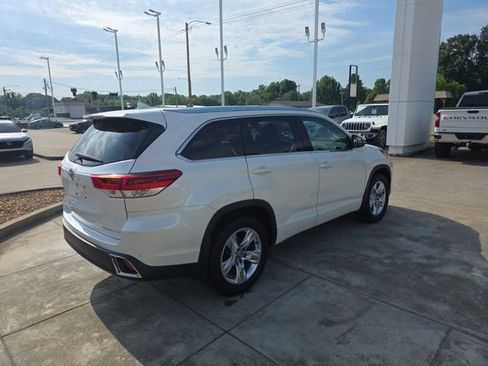 Used 2019 Toyota Highlander Limited AWD/4WD image 5