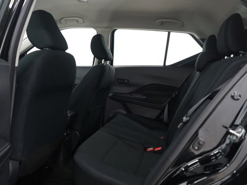 Used 2024 Nissan Kicks S FWD image 18