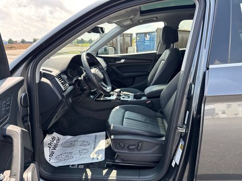 Used 2023 Audi Q5 2.0T Premium w/ Convenience Package AWD/4WD image 31