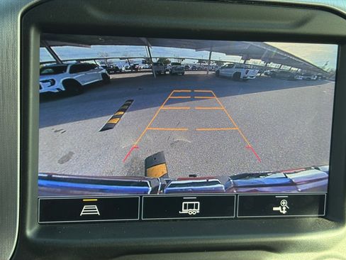 Used 2021 GMC Sierra 1500 SLT w/ SLT Premium Package image 9