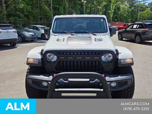 Used 2022 Jeep Wrangler Unlimited Rubicon w/ Cold Weather Group AWD/4WD image 3