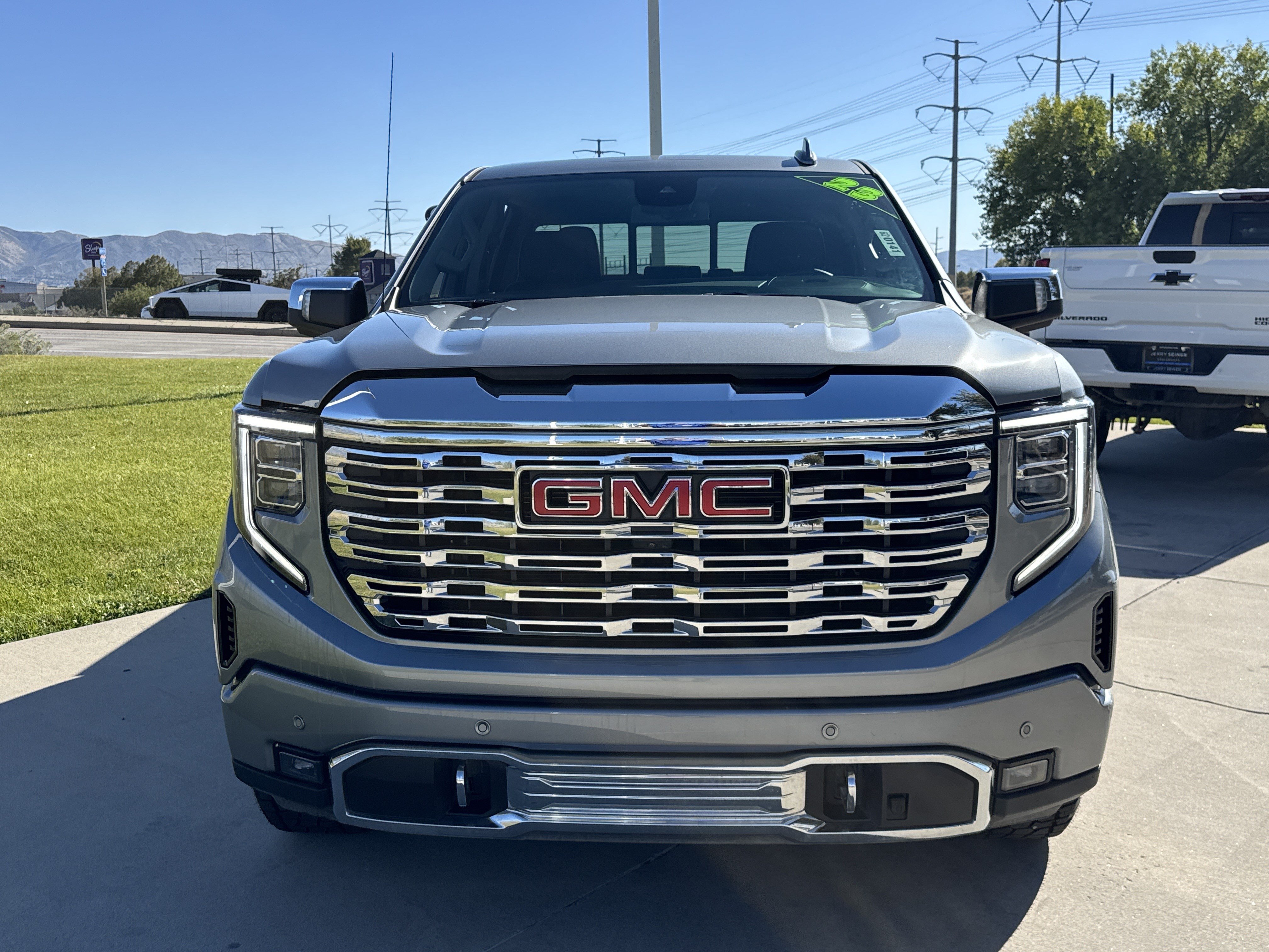 Used 2023 GMC Sierra 1500 Denali AWD/4WD image 8