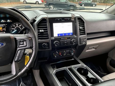 Used 2020 Ford F150 XLT w/ Equipment Group 302A Luxury image 10